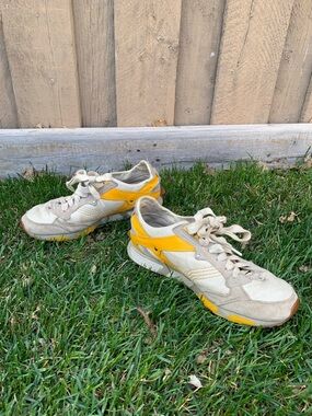 Diesel Lawndale Sneakers 👟 Yellow, Y2K Sneakers with classic Vintage Retro look